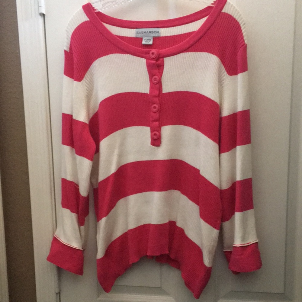 FINAL MARKDOWN Sag harbor Henley style sweater xl